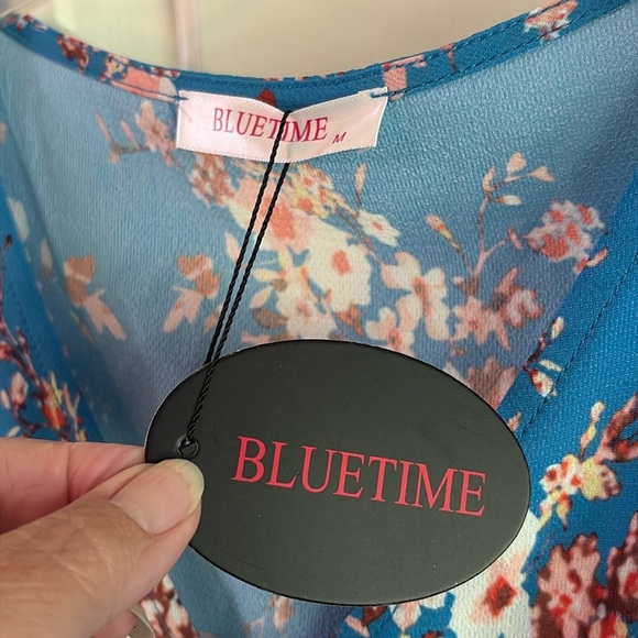 Bluetime Floral Blue V Neck Top with Front Tie. Medium - Picture 2 of 7